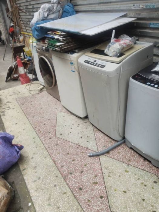 高价收购废品店铺实拍图1